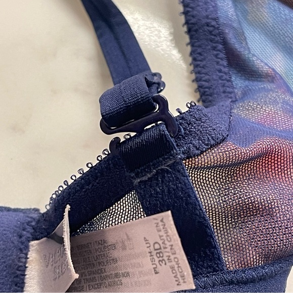 🆕VICTORIAS SECRET PUSH-UP BRA - Picture 8 of 10